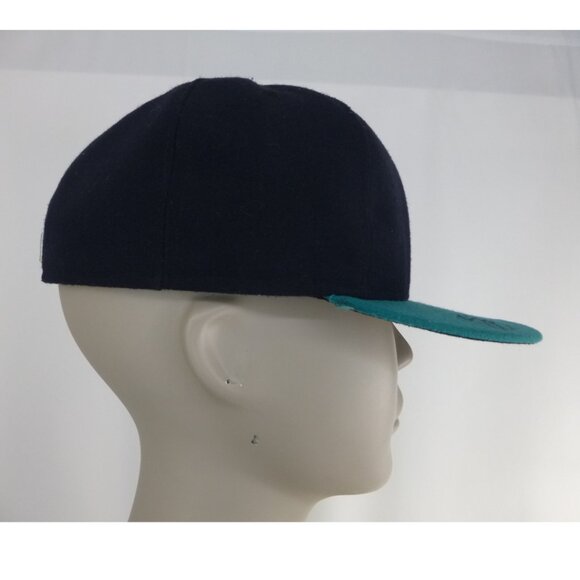 Vintage Seattle Mariners Signed Authographed 7 1/4 Fitted Cap - Picture 10 of 14
